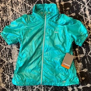Sunice Women’s Teal Sophia X20 Short Sleeve Full Zip wind shirt
